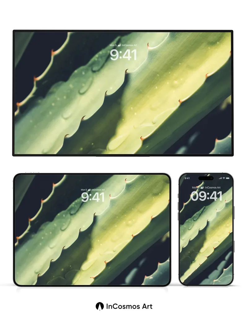 Succulent Vein Wallpaper with Sunlit Edges