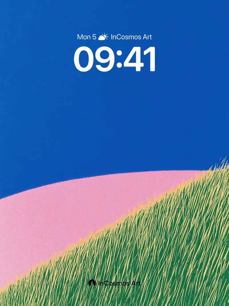 Serene Horizon Wallpaper with Textured Grass Fields