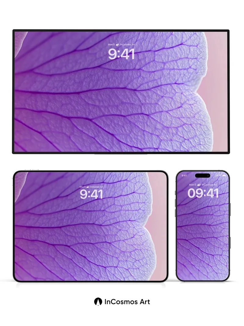 Lavender Veil Wallpaper with Delicate Veins