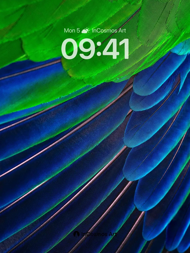 Emerald Pulse Wallpaper with Feathered Light