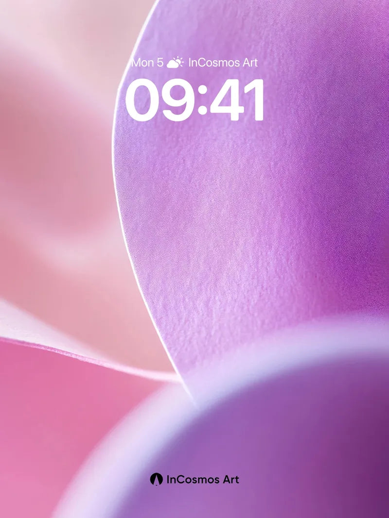 Lavender Hush Wallpaper with Soft Fold